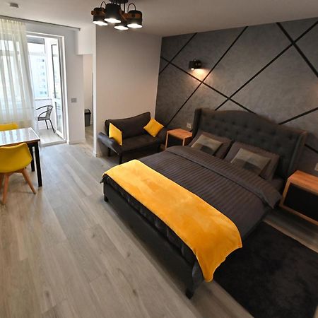 Lili'S Studio Piteszti Zewnętrze zdjęcie